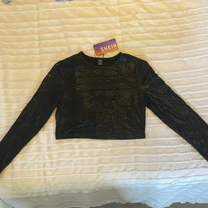 Brand new never worn black Shein snakeskin crop top. Size large